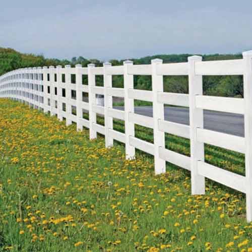 Split Rail Fence vs. Wire Mesh Fence